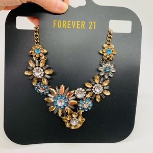 NWT Forever 21 Necklace Antic Gold
